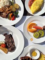 GoldOne Hotel & Suites