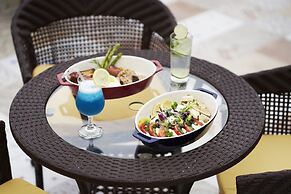 GoldOne Hotel & Suites