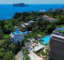 GoldOne Hotel & Suites