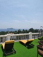 GoldOne Hotel & Suites