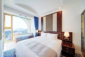 GoldOne Hotel & Suites