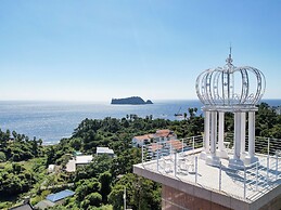 GoldOne Hotel & Suites