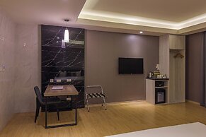 CHECK inn New Taipei LuZhou