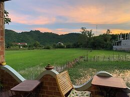 An An Homestay Bungalow - Hostel