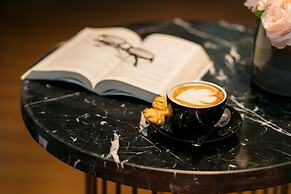 Aurora Premium - A Lifestyle Hotel