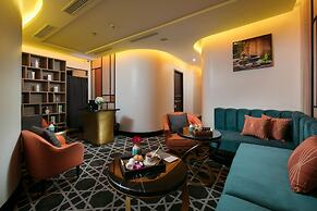 Aurora Premium - A Lifestyle Hotel