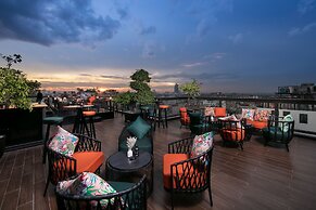 Aurora Premium - A Lifestyle Hotel