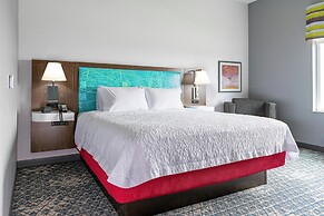 Hampton Inn & Suites Pittsburgh New Stanton