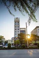 The Shine Office and Apartment