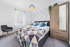 Two Bedroom Apartment by Klass Living Serviced Accommodation Motherwel