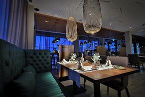 Hotel Seven