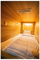 Khan Hoang Capsule Hotel - Adults Only