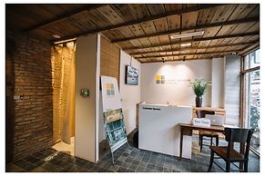 Khan Hoang Capsule Hotel - Adults Only