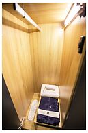 Khan Hoang Capsule Hotel - Adults Only