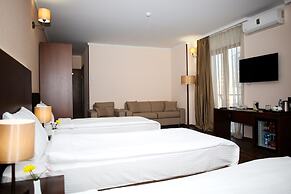 Hotel Corner Inn