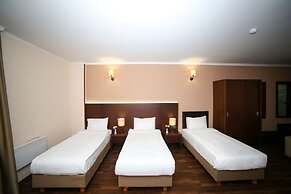 Hotel Corner Inn