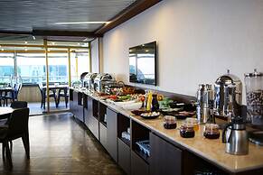 Hotel Corner Inn
