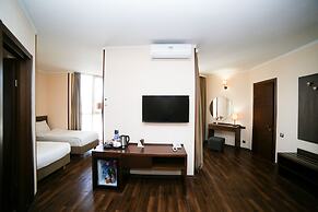 Hotel Corner Inn
