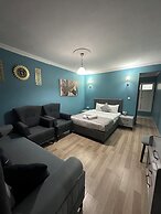 Ada  Apart Hotel