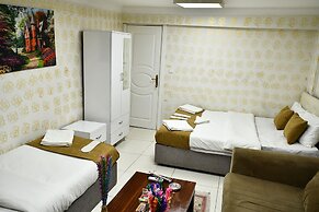 Ada  Apart Hotel