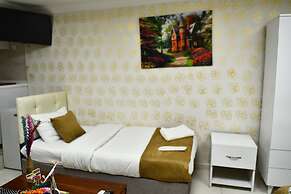 Ada  Apart Hotel