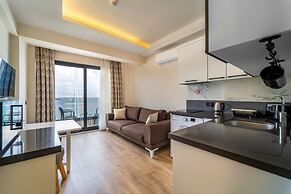 Ece Marina Suites