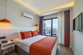 Ece Marina Suites