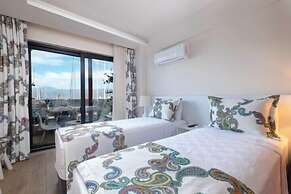 Ece Marina Suites