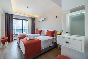 Ece Marina Suites