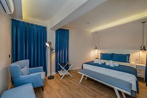 Ece Marina Suites