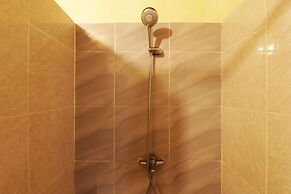 Tuk Tuk Timbul Bungalows