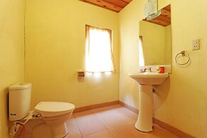 Tuk Tuk Timbul Bungalows