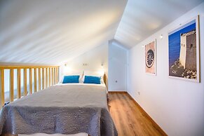 California Apartments III