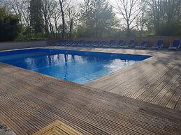 Camping Le Petit Lion - Gites