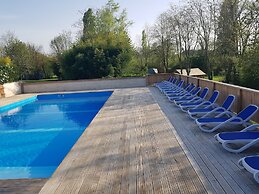 Camping Le Petit Lion - Gites