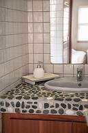 Blue Pearl - situated right on the beach