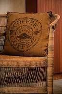 Blue Pearl - situated right on the beach