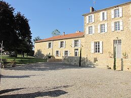 Maison Saint-Pé