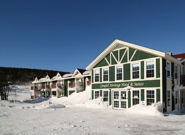 Grenfell Heritage Hotel & Suites