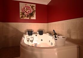 Grenfell Heritage Hotel & Suites