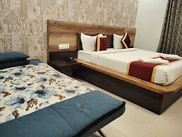 Hotel SDM Golden Tower