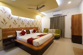 Hotel SDM Golden Tower