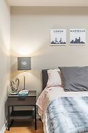 Stylish Suite in Downtown Toronto