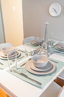 Stylish Suite in Downtown Toronto