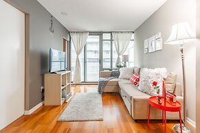 Stylish Suite in Downtown Toronto