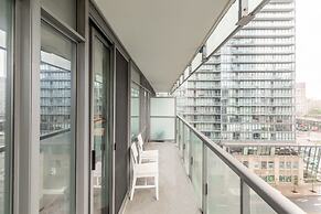 Stylish Suite in Downtown Toronto
