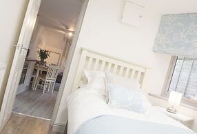 Padstow Breaks - Malt Cottage