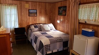 Miners Bay Lodge