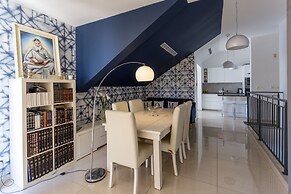 Amazing Apartment near Mahane Yehuda