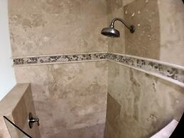 Huge House in Fort Lauderdale - 819